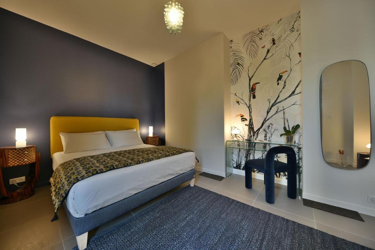 Hotel Monte Alta Salon-de-Provence Esterno foto